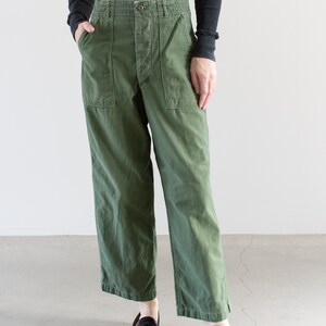 Vintage 27 Waist Olive Green Army Pants Unisex Utility Fatigues Military Trouser Button Fly F544 image 3