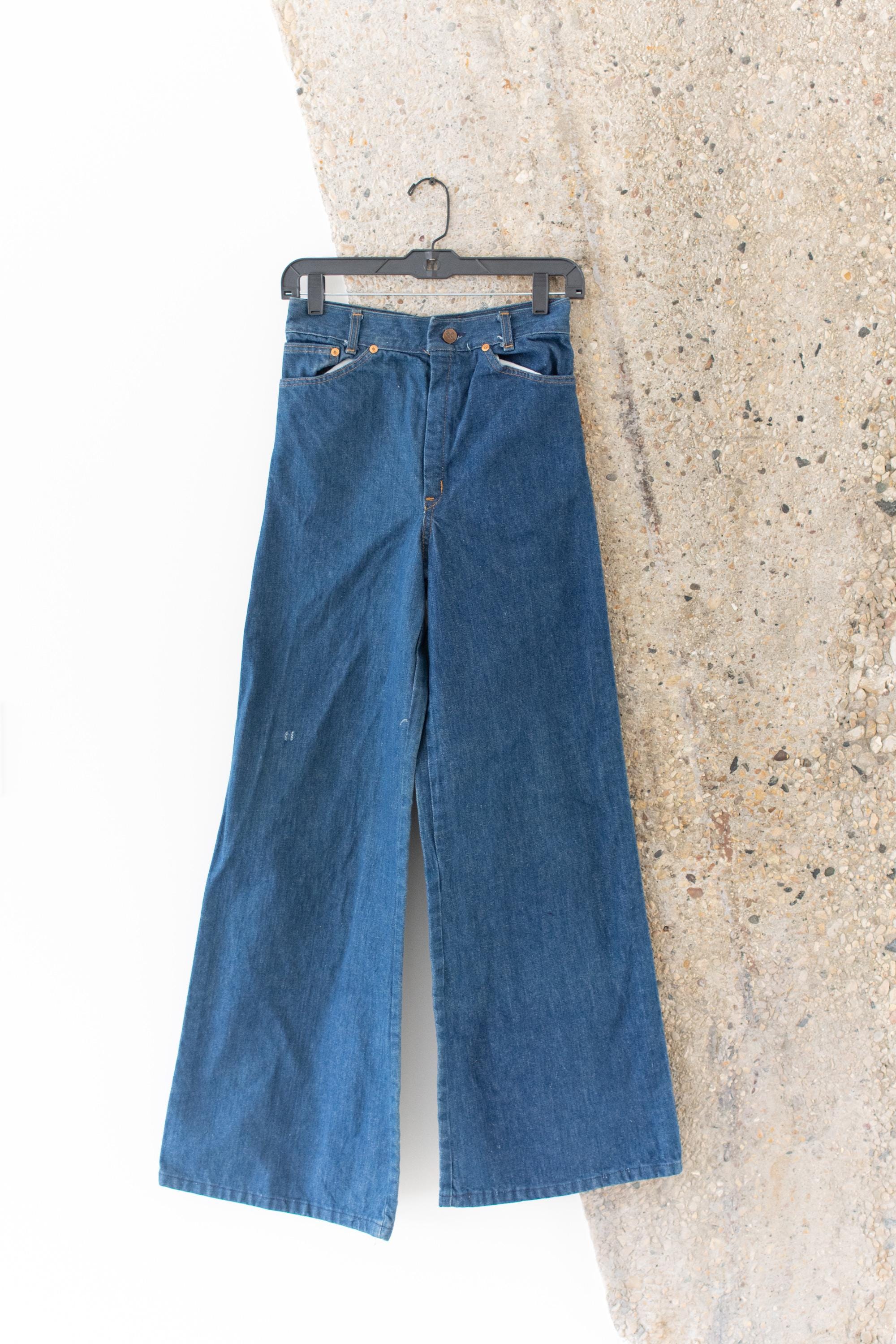 Vintage 25 Taille Navy Blue Denim Jeans mit weitem Bein | JUGENDLICHE STUDENTIN 70er Jahre Seefahrer Made in USA High Rise Matrosenhose |