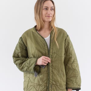 Vintage Green Liner Jacket | Unisex Wavy Quilted Nylon Coat | M L  | LI314