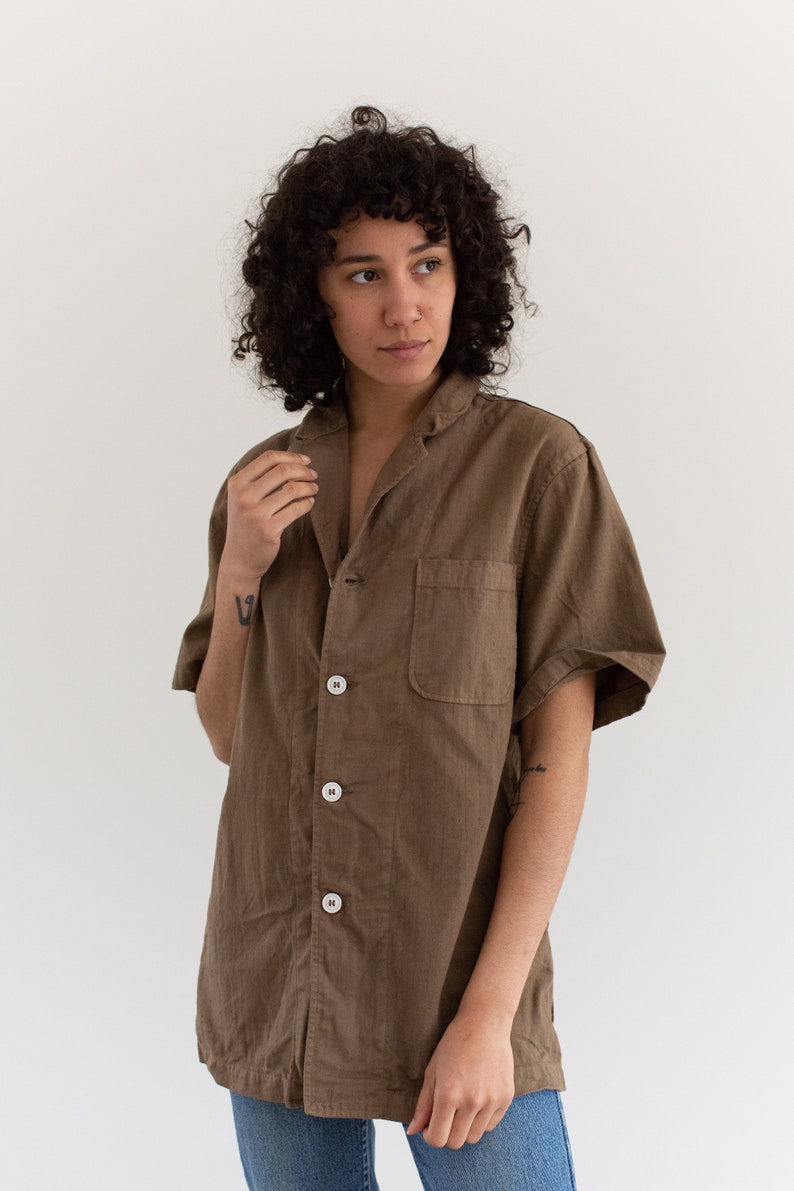 The Willet Shirt in Mushroom Brown Vintage Unisex Overdye Short Sleeve Simple Cotton Work Shirt S M L image 1