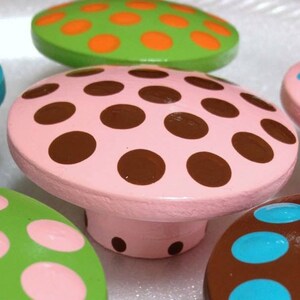 2 in.  Polka Dot knobs and pulls for dresser drawers and cabinets.  Perfect for the bedroom, playroom, office or kitchen!!