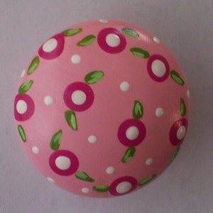 1.5 in Adorable rose knobs and pulls for dresser drawers and cabinets.  Perfect for the bedroom, playroom, office or kitchen!!