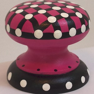 1.75 in British Knob , dresser drawer pull, closet knob, makes a great wall hook!!   Perfect for the bedroom, playroom, office or kitchen!!