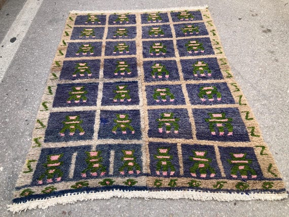 Vintage Turkish Wool Shag Rug: Geometric Floral Design, 3'11" x 5'2"