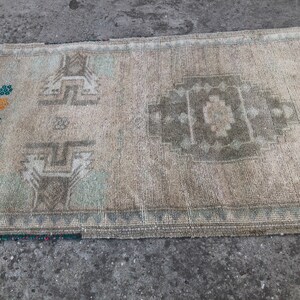 1’10 x 3’9 small rugs, Mini Small Turkish Rug, Handmade Vintage Small Rug, Bedside Rug, Door Mat Rug, Kitchen Rug, bathroom rug,