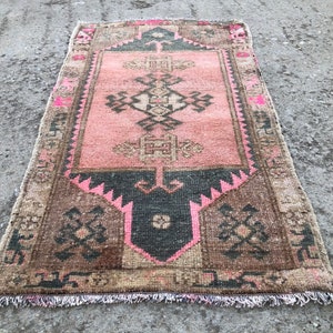 Handmade Vintage Turkish Oushak Rug: Small Powder Room Rug