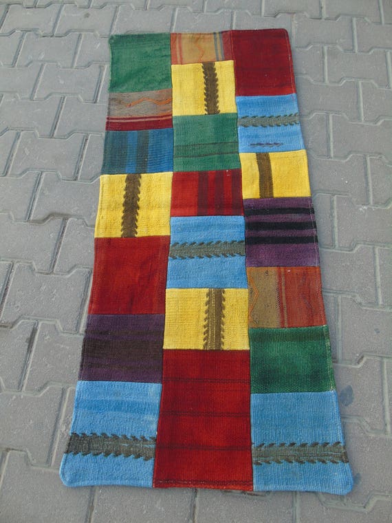 トルコ織物ファインヴィンテージ キリム67cmx110cm 手編み トルコキリムラグ、120