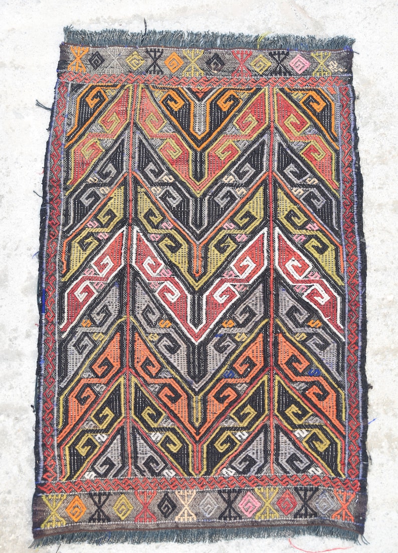 Small turkish kilim rug / tribal kilim rug / bathroom kilim Etsy