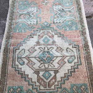 Mini vintage rug / Turkish Oushak small rug / bathroom rug / entry rug / front door rug / Bohemian small rug/ handmade rustic small 1’7x2’10