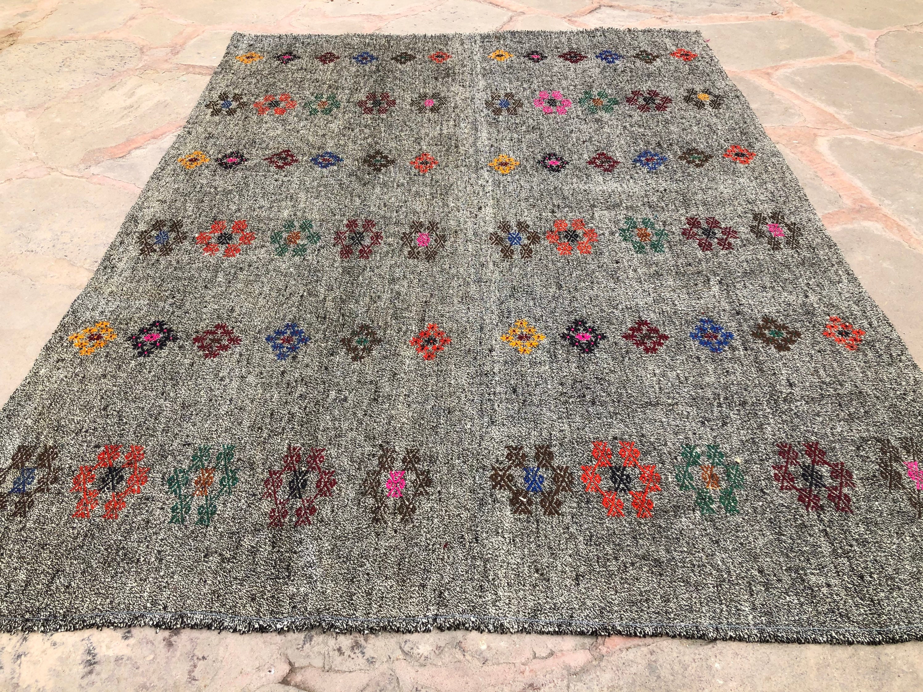 ヴィンテージ トルコ キリム ラグ: 手織りボヘミアン エリア ラグ (7