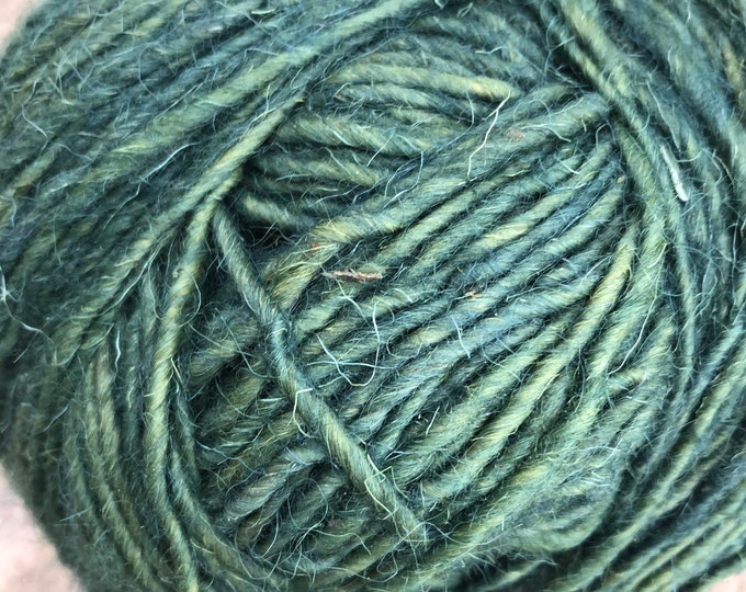Green Natural Dyed Wool Yarn, Green Color Rug Making Yarn, Green Wool