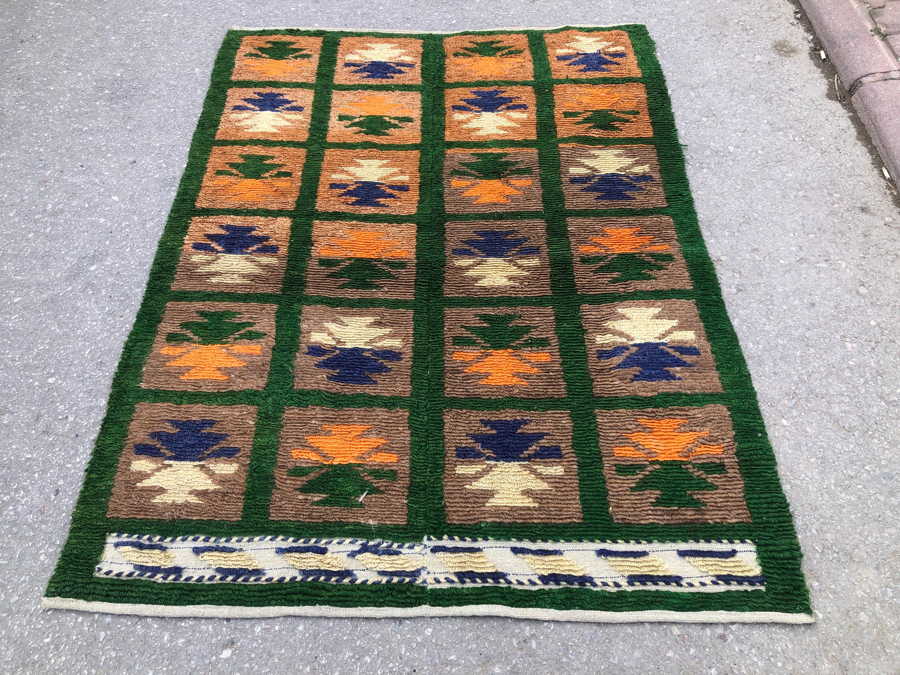 ヴィンテージ トルコ キリム ラグ、小さめのウール、ボヘミアンエリア