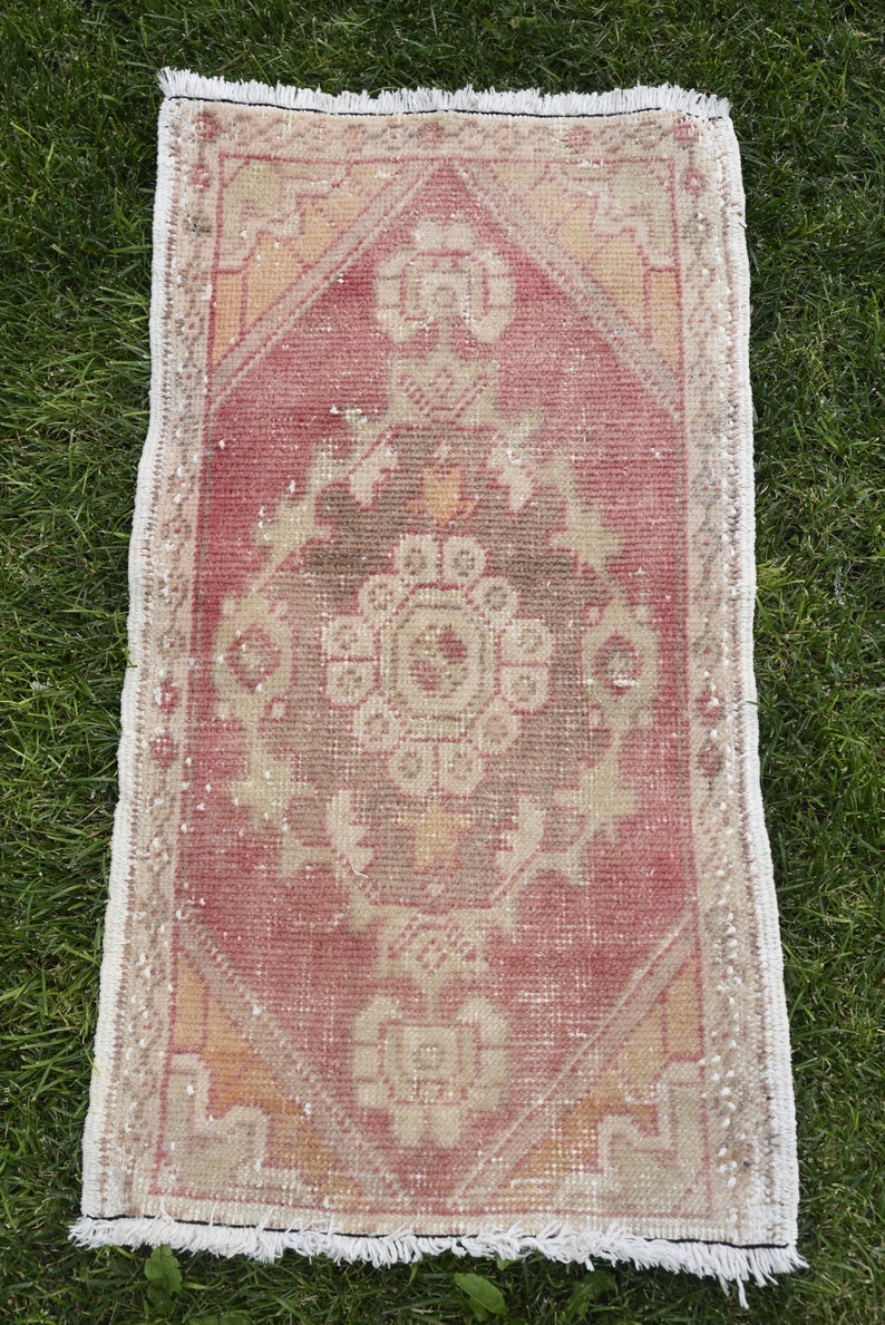 1'6x2'8, Small Oushak indoor door mat Pastel Colored Turkish Rug, bath rugs, Small Rug, Door Mat Rug, Vintage Rug, Home Decor, shops Orienta Rug