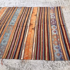 Vintage Turkish Kilim Rug: Bohemian Striped Wool Area Rug (5’7x9’5)
