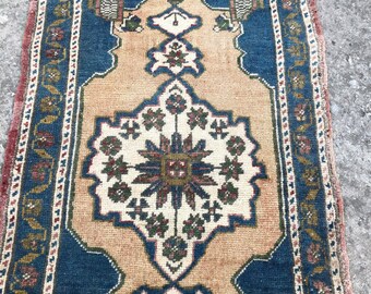 Small Oushak Rug, Vintage Door Mat Rug, Anatolian Small Rug, Kitchen Small Rug, Shoe Mat, Yastik Rug, Turkish Small Rug, Bedside Rug