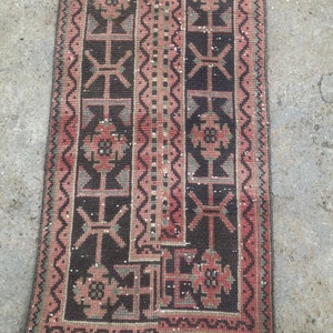 Vintage Turkish Oushak Runner Rug: Handmade Wool Patchwork Rug (2’ x11’8 feet) image 4