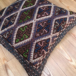 Handmade Vintage Turkish Wool Kilim Pillow | Rustic Tribal kilim Throw Cushion | Bohemian Turkish kilim 18x18 inch Pillow kilim Cover