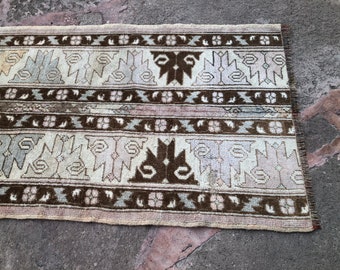 Turkish Runner Rug / Vintage Runner Rug /  Kitchen Runner Rug /  Entryway Runner Rug /  Anatolian Narrow Runner Rug / Runner Rugs 2’2x4’5