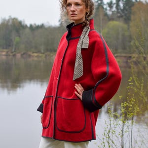 Vintage REVERSIBLE woolen cloak coat, Tailored retro 90s cape coat, Fairy tale style overcoat - Women&#39;s MEDIUM size