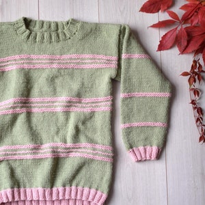 Hand knitted vintage pink winter pullover, 90s handmade wool jumper, Cozy Christmas retro sweater - Women's MEDIUM size