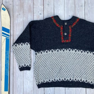 Gray Nordic sweater, norvegian wool jumper, traditional Christmas gift, folklore sweater, nordic vintage skiwear  - Men&#39;s small size