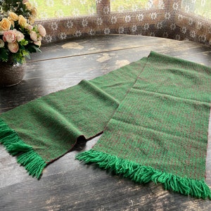 Green vintage 80s winter shawl - Warm woolen long shawl - Cozy cold weather accessory