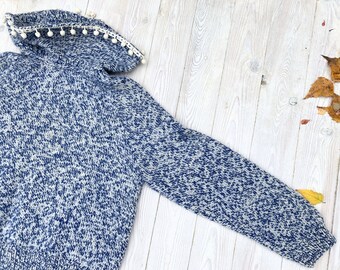 Pull en laine à franges fait main des années 80, pull à col long tricoté à la main - pull bleu vintage bleu nordique des années 70 - petite taille pour femmes