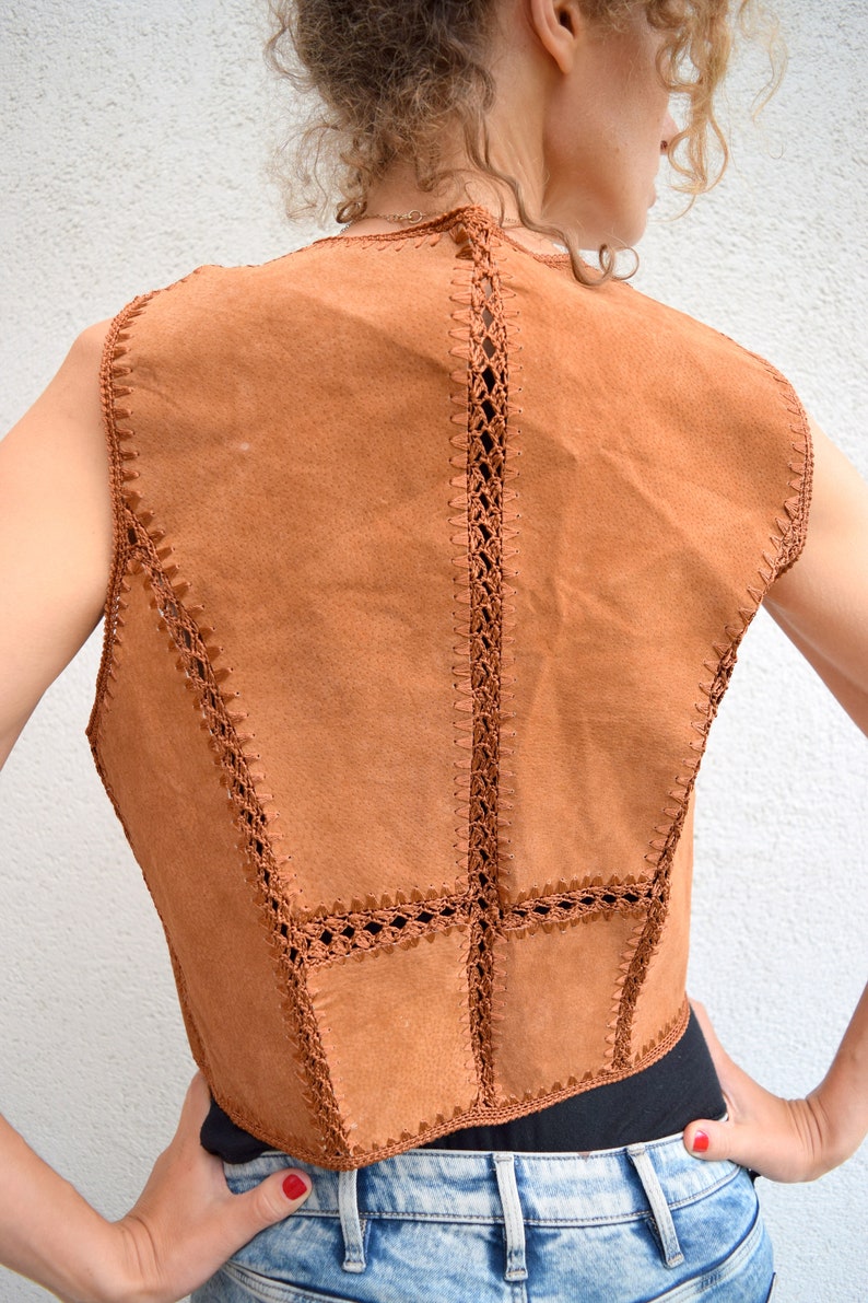 Brown leather vest, vintage leather waist coat, sleeveless leather jacket, with lace, boho, ccocheted, festival jacket, 80s style, XS/S image 4