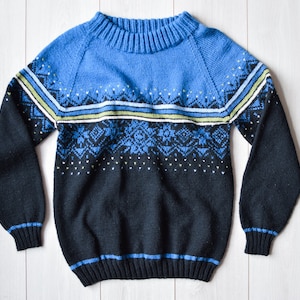 Blue Nordic sweater, 90s vintage knitwear, winter pullover sweater, handmade jumper, grandpas sweater, ugly Christmas sweater, Men&#39;s size L