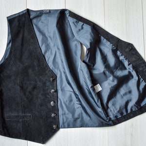 Zwart leren vest, jaren 90 suède gilet, mouwloos leren jack, echt leer, vest met v-hals, knoopsluiting, zwart gilet, herenmaat S/M