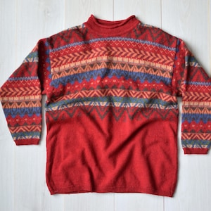Vintage wool African sweater, Mauritanian retro 90s woolen jumper, Red patterned traditional pullover - Women&#39;s LARGE size