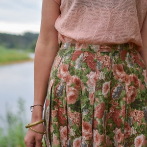 Jupe d&#39;été bohème vintage romantique - En dessous du genou - Jupe champêtre à motif floral - Trésor vintage trié sur le volet - Taille moyenne pour femme