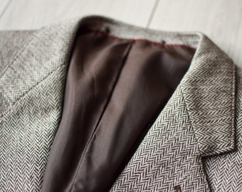 Men's herringbone pattern vintage sport coat, 80s retro wedding party suit, 90s business suit, Tweed jacket - Men's MEDIUM size