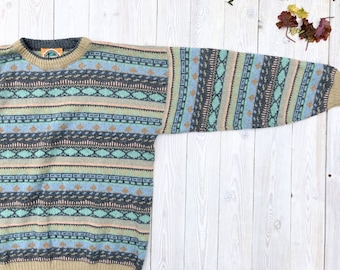 Parisian vintage sweater - 80s wool pattern pullover - Made in France knitted jumper - Cozy Christmas pullover - Retro knitwear - Size M/L