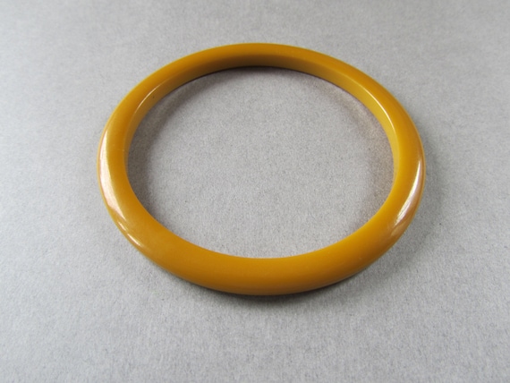 BAKELITE CATALIN CREAM, Bakelite Catalin Cream Co… - image 1