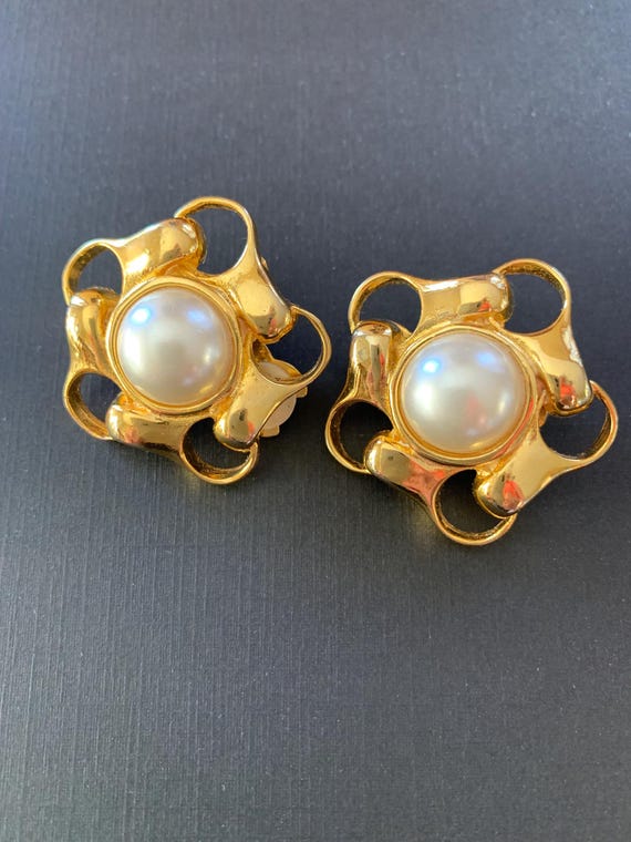 PAOLO GUCCI EARRINGS Clip on