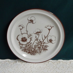 Noritake Desert Flowers Plate: 10.5&quot; Stoneware, Japan, #8341