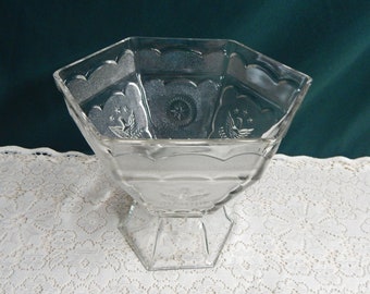 Hazel Atlas Americana Eagle & Stars Pressed Glass 16 Cup Punch Bowl with Optional Free Base - Made in USA