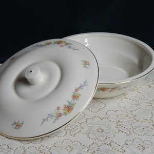 Mid-Century Salem China Casserole Dish with Lid, 23K Gold Accent