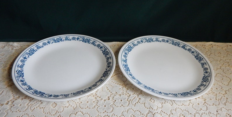 Corelle Old Town Blue Dinner Plate - Thumbnail 3
