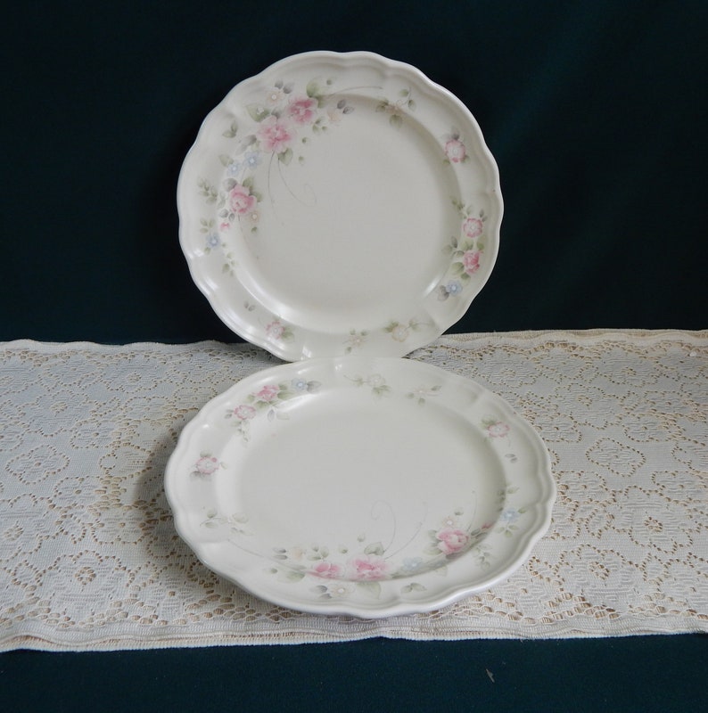 Pfaltzgraff Tea Rose Dinner Plate