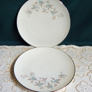 Lenox Wyndcrest China Bread Plates - Mid-Century Floral Set of 2