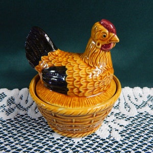 Hen on Nest - Pottery Hen Bowls - Individually or Set of 3 - Chicken on Nest - Embossed Chicken Lidded Pottery Bowl - Retro Figural Bowls