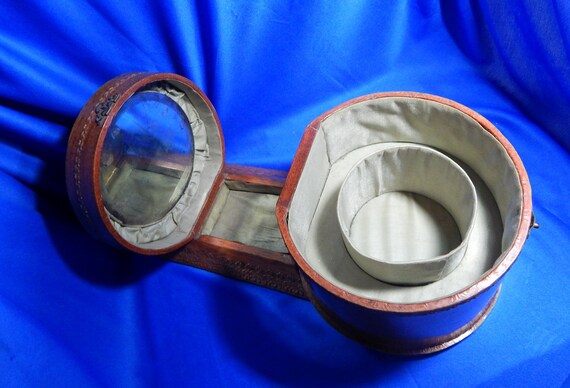 Celluloid Collar Box - 1900's Celluloid Collar - M