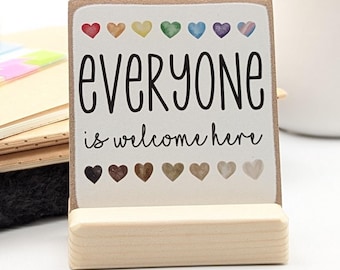 Todos son bienvenidos aquí, mini cartel, cartel de escritorio, orgullo lgbt, las vidas negras importan, diversidad, igualdad, cartel de aula