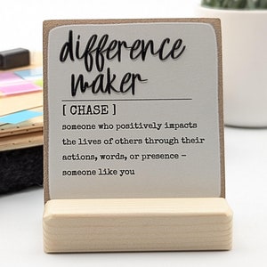 NEU - Unterschiedsmacher Definition | erhabene Schrift | Wertschätzungsgeschenk, Bürogeschenk, personalisiertes Wertschätzungsgeschenk, Minischild