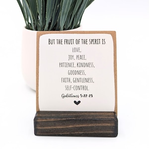 Gálatas 5:22-23 Fruto do Espírito, mini sinal, versículo bíblico, versículo bíblico personalizado