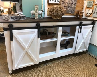 Handmade Sliding Barndoor Console: Farmhouse Entertainment Center