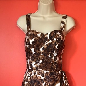 50&#39;s Hawaiian Style Rose Print Sarong Dress with RARE Built in Bloomers Tiki Oasis VLV Pool Party