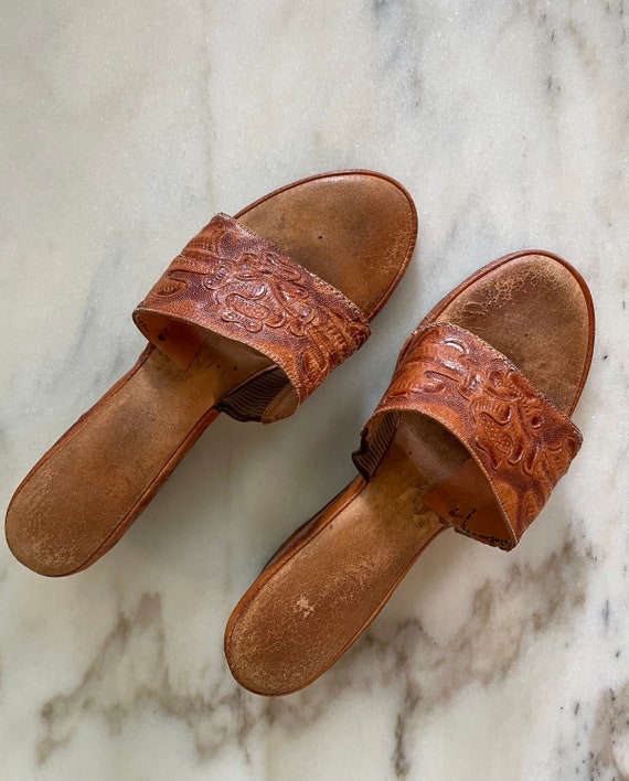 1950’s Mexican Tooled Leather Slide On Sandals